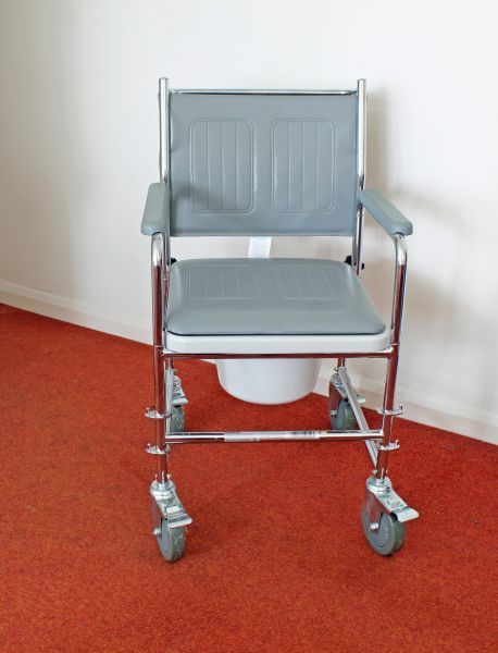 Cost of Commode Replacement in Fairfield